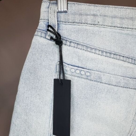 NWT BLANKNYC  The Fulton Light Wash Denim Shorts 30 - Picture 8 of 15